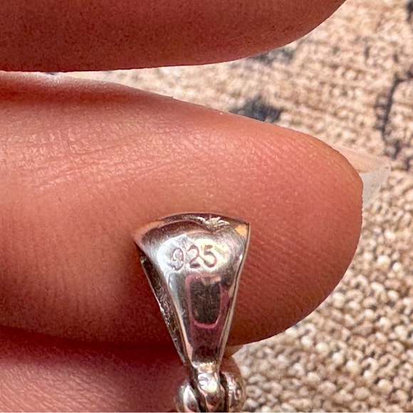 Amber and sterling silver cage pendant. - Picture 6 of 13